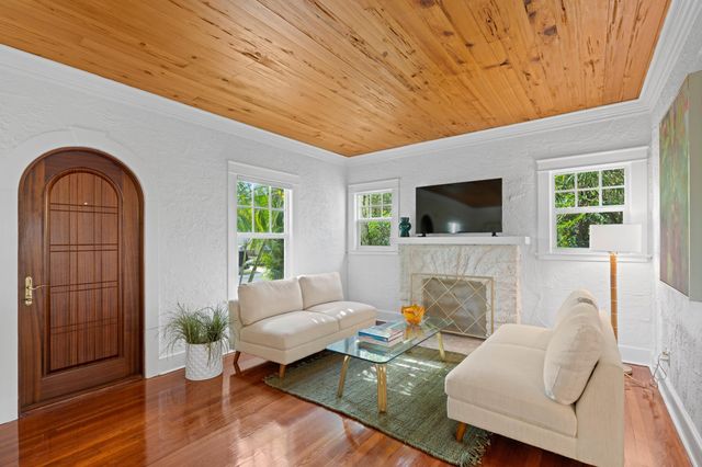 727 Claremore Drive, West Palm Beach, FL 33401