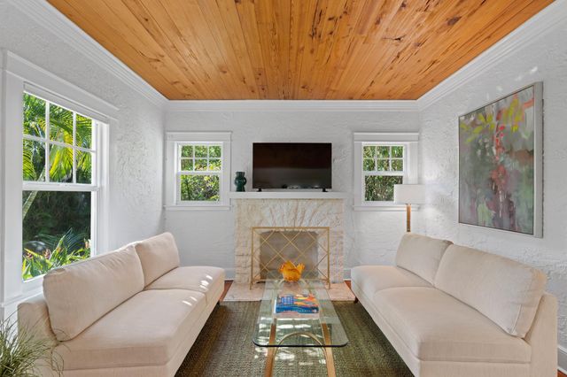 727 Claremore Drive, West Palm Beach, FL 33401