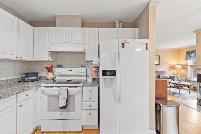 1010 Gazebo Circle 1010, Reading, MA 01867