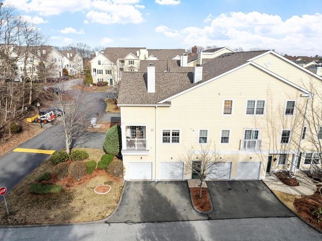 1010 Gazebo Circle 1010, Reading, MA 01867