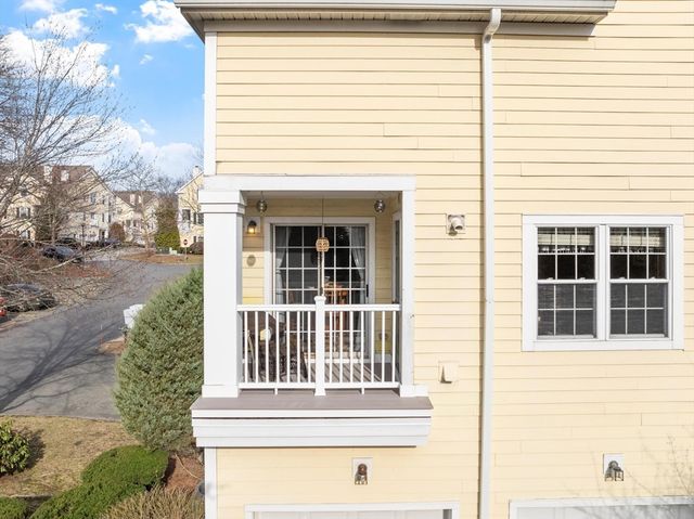 1010 Gazebo Circle 1010, Reading, MA 01867