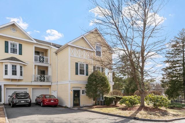 1010 Gazebo Circle 1010, Reading, MA 01867