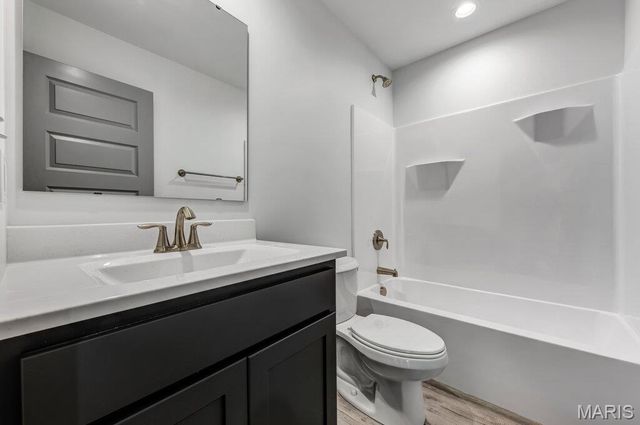 28716 Woodland Heights Drive, Warrenton, MO 63383
