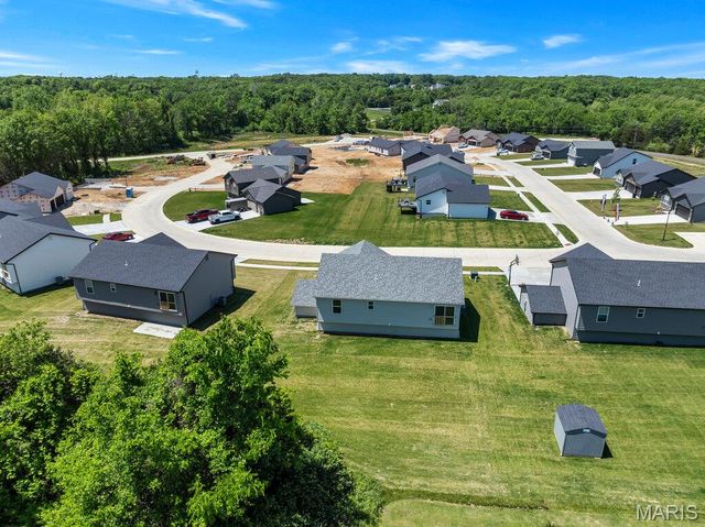 28716 Woodland Heights Drive, Warrenton, MO 63383