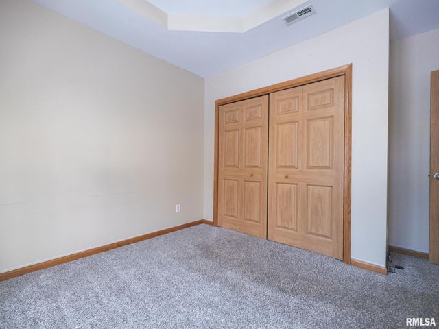 3444 W DORCHESTER Ridge D, Peoria, IL 61604