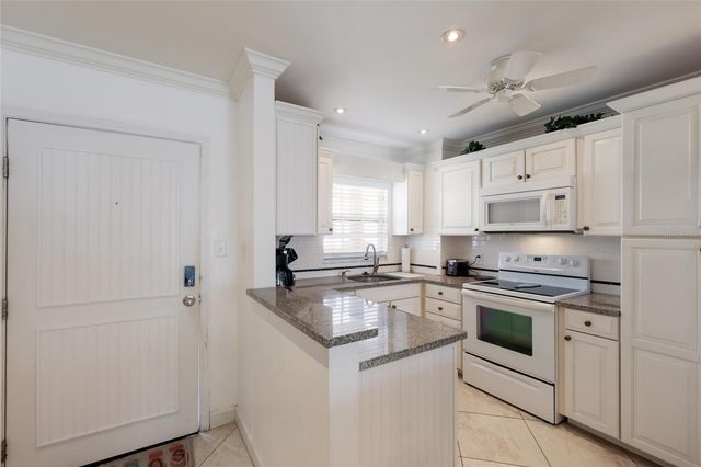 5968 MIDNIGHT PASS ROAD 158, Sarasota, FL 34242