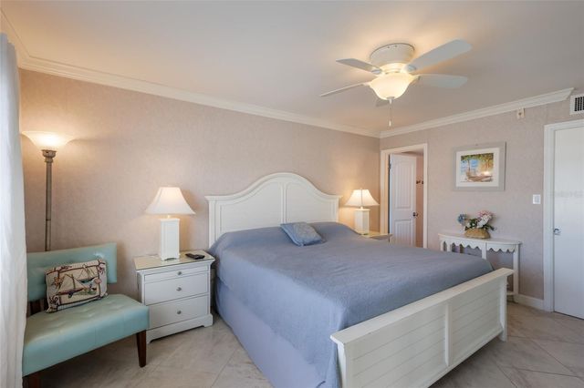 5968 MIDNIGHT PASS ROAD 158, Sarasota, FL 34242