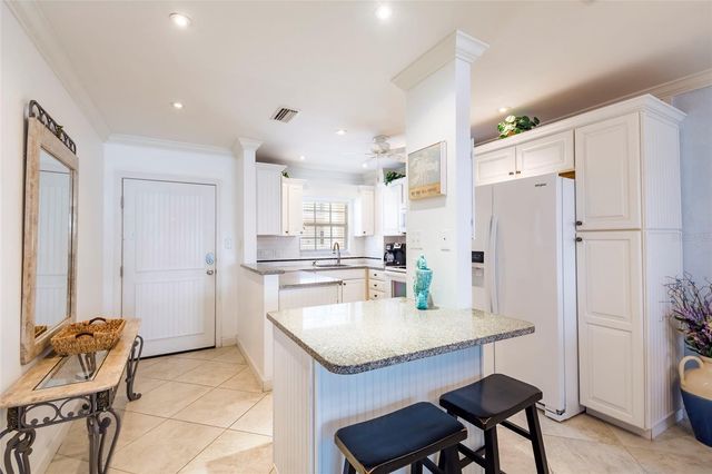 5968 MIDNIGHT PASS ROAD 158, Sarasota, FL 34242