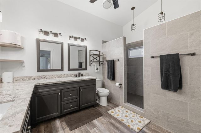 1570 CLUB DRIVE, Tarpon Springs, FL 34689