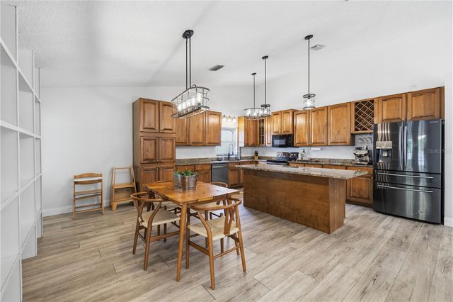 1570 CLUB DRIVE, Tarpon Springs, FL 34689