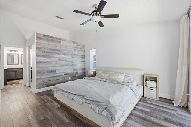 1570 CLUB DRIVE, Tarpon Springs, FL 34689