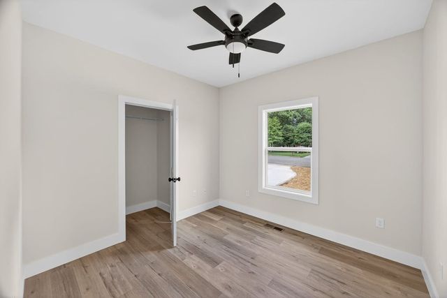 22 Garrett Ave, Cookeville, TN 38501