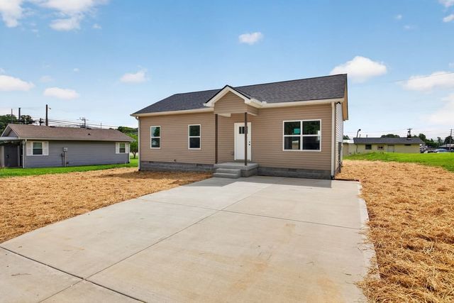 22 Garrett Ave, Cookeville, TN 38501