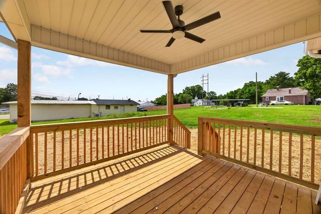 22 Garrett Ave, Cookeville, TN 38501