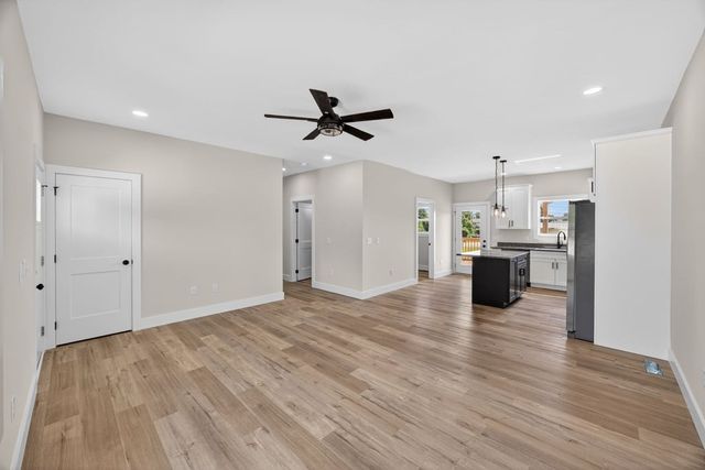 22 Garrett Ave, Cookeville, TN 38501