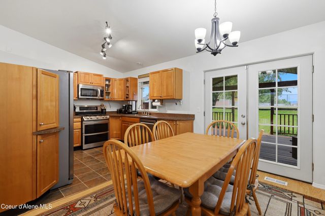8208 W Arizona St, Rathdrum, ID 83858