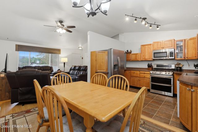8208 W Arizona St, Rathdrum, ID 83858