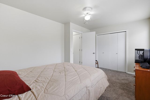 8208 W Arizona St, Rathdrum, ID 83858