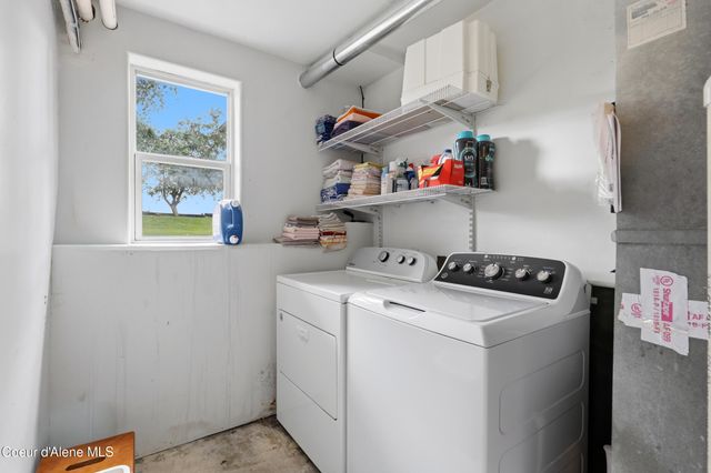 8208 W Arizona St, Rathdrum, ID 83858