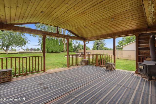 8208 W Arizona St, Rathdrum, ID 83858