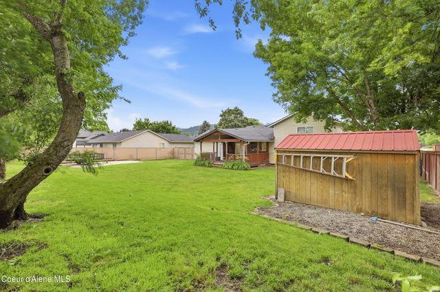 8208 W Arizona St, Rathdrum, ID 83858