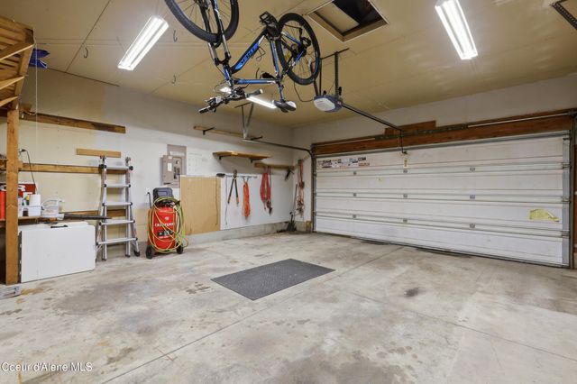8208 W Arizona St, Rathdrum, ID 83858
