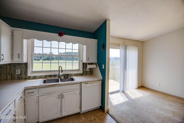 682 Cherry Road, Washington, NC 27889