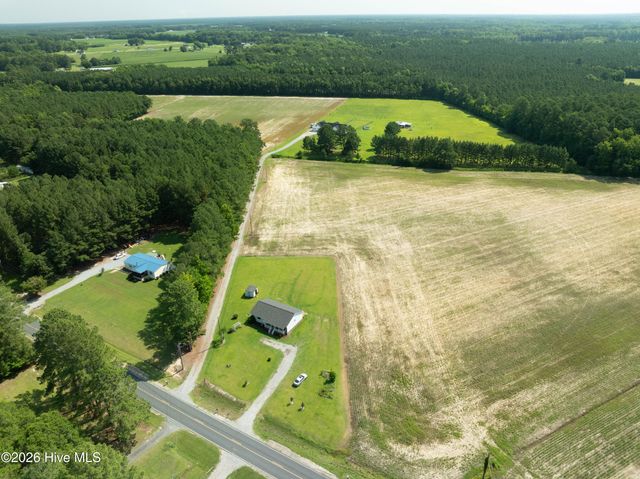 682 Cherry Road, Washington, NC 27889