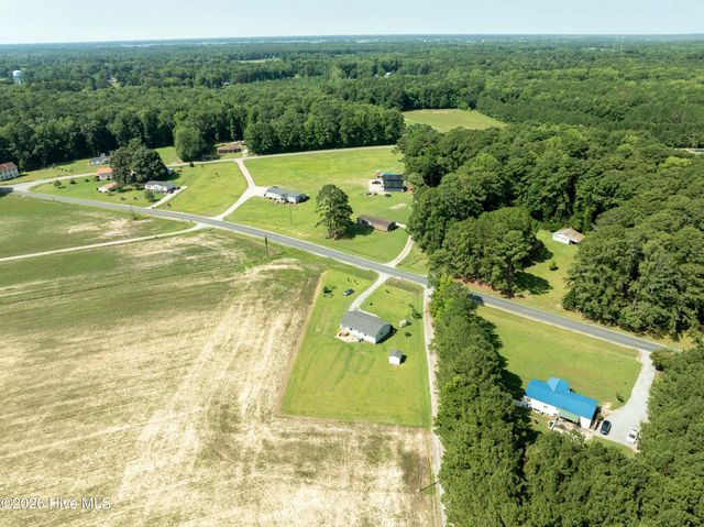 682 Cherry Road, Washington, NC 27889