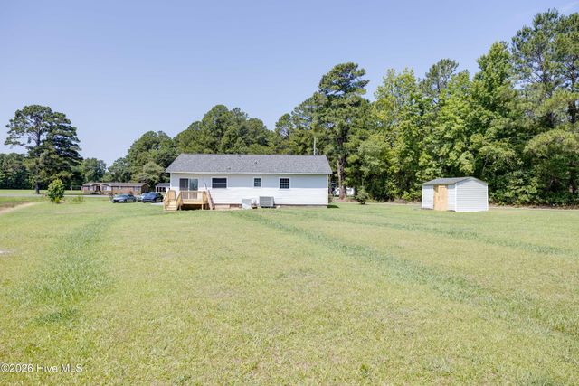 682 Cherry Road, Washington, NC 27889