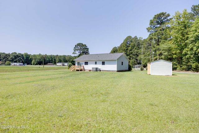 682 Cherry Road, Washington, NC 27889