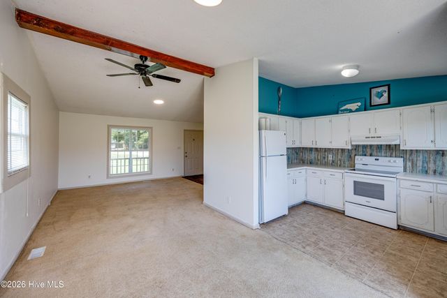 682 Cherry Road, Washington, NC 27889