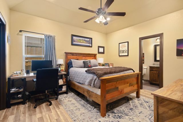 3010 Mckinley Avenue, Fort Worth, TX 76106