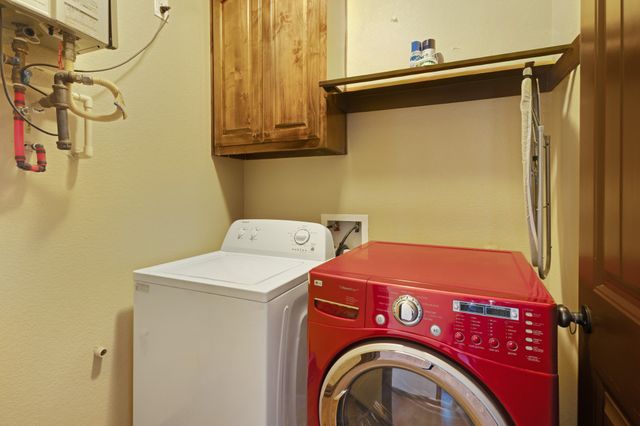 3010 Mckinley Avenue, Fort Worth, TX 76106