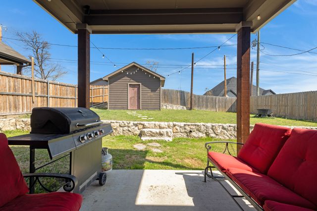 3010 Mckinley Avenue, Fort Worth, TX 76106