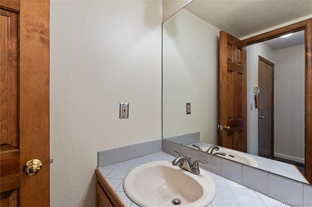 2077 E Phillips Place, Centennial, CO 80122