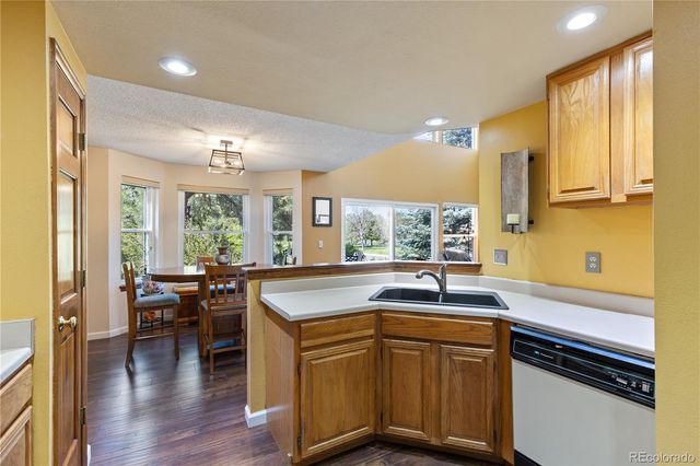 2077 E Phillips Place, Centennial, CO 80122
