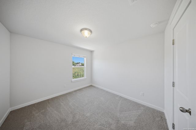 8007 Chasemont Ct, Converse, TX 78109