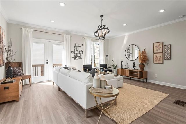 1965 Hollywood NW Road 19, Atlanta, GA 30318