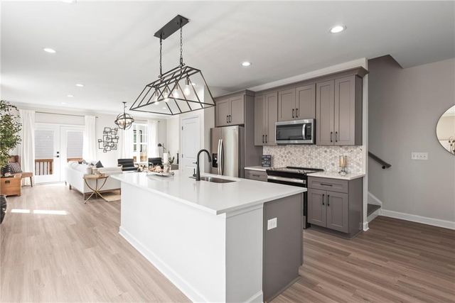 1965 Hollywood NW Road 19, Atlanta, GA 30318