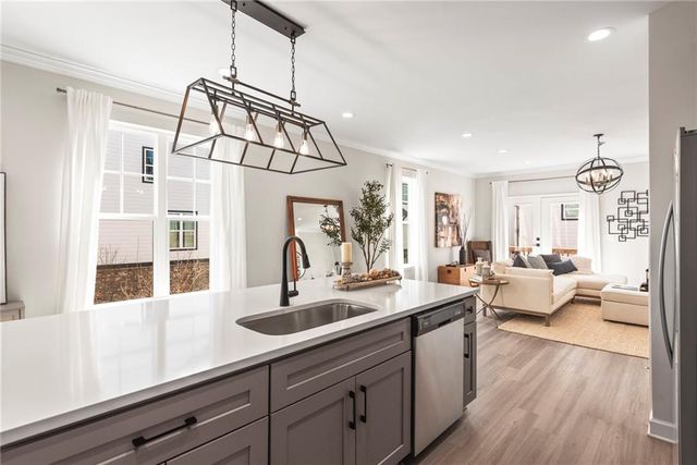 1965 Hollywood NW Road 19, Atlanta, GA 30318