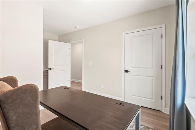 1965 Hollywood NW Road 19, Atlanta, GA 30318