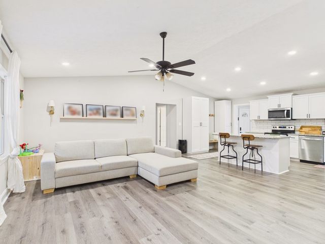 879 Lee Road 0230, Phenix City, AL 36870