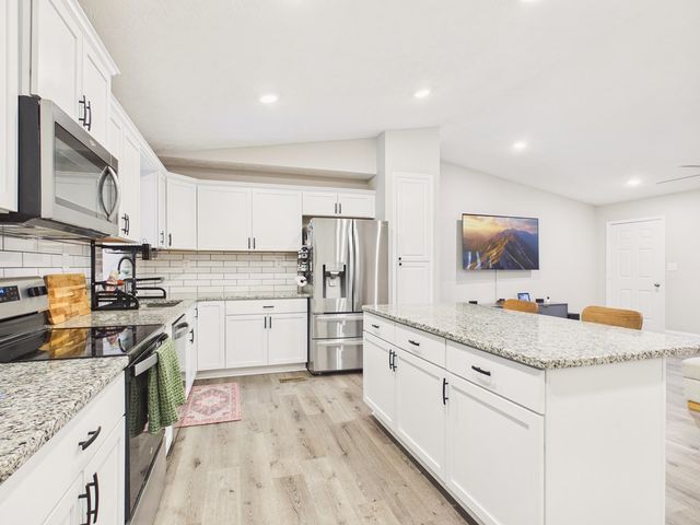 879 Lee Road 0230, Phenix City, AL 36870