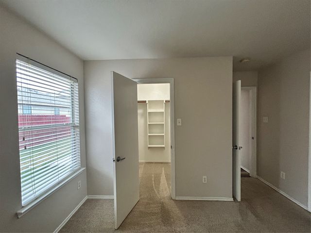 10445 Hideaway Trail, Fort Worth, TX 76131