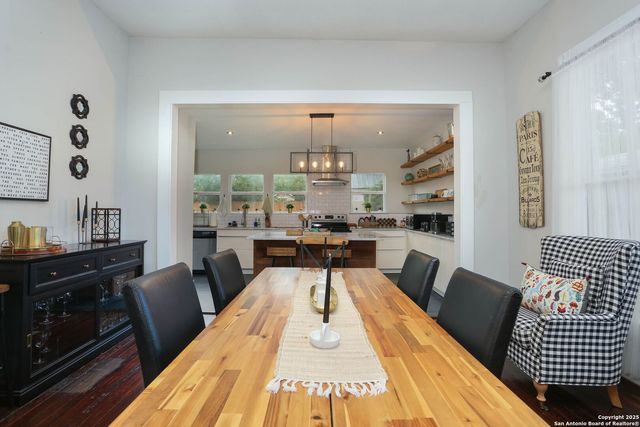 1712 N Pine, San Antonio, TX 78208