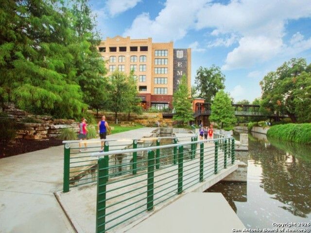 1712 N Pine, San Antonio, TX 78208