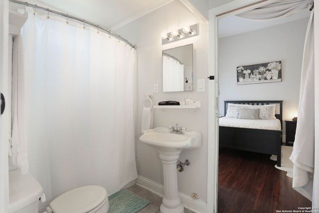 1712 N Pine, San Antonio, TX 78208