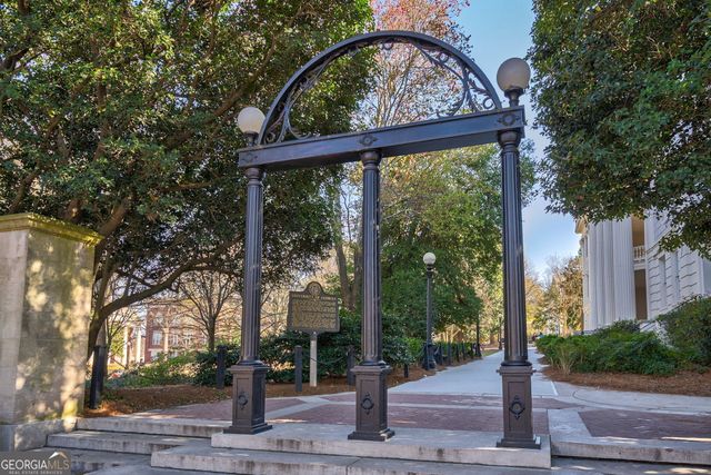 755 E Broad Street 903, Athens, GA 30601