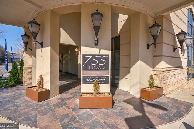 755 E Broad Street 903, Athens, GA 30601